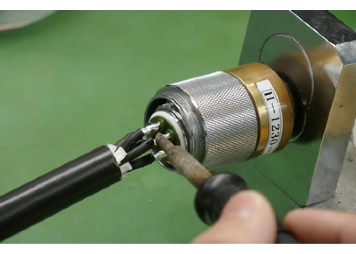 ハーネス部ハーネス生産課